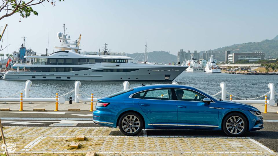 定位為四門轎跑、四門 Coupe 車型的 Arteon，美型美款的外型，絕對是吸引市場目光的關鍵。