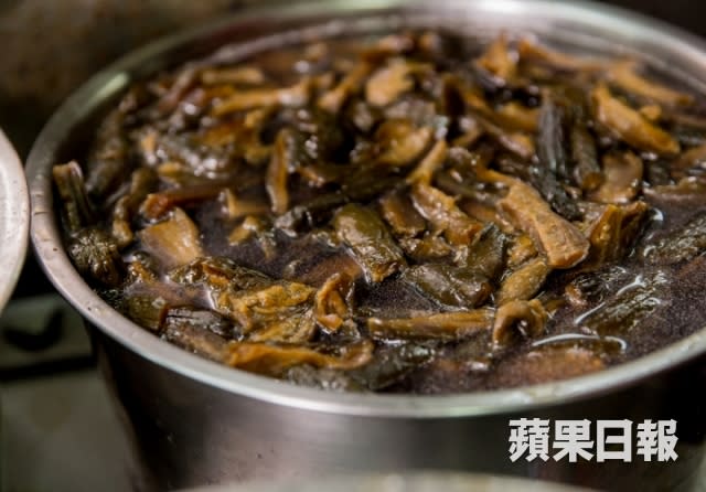 道地台灣屏東生產的罐頭瓜仔肉，是早年台灣平民美食的代表，以甘甜的瓜仔肉，配上清爽微鹹的醬汁，成為最親民的萬華美食。