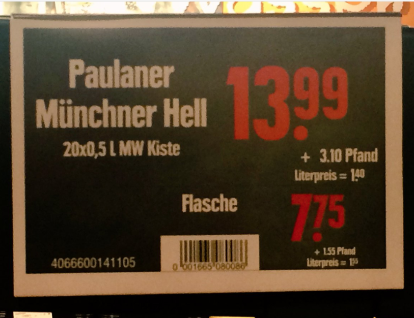 <p>„Kaufen wir doch gleich einen ganzen Kasten Bier. Ist deutlich ökonomischer!“ – selten trifft dieser fiktive Satz so zu wie bei diesem Angebot. Denn wer nur eine Flasche kaufen möchte, könnte sich hier ärgern. Der Kasten Bier 13,99, die Einzelflasche 7,75 Euro – ganz klar, dann lieber den Kasten. (Bild: twitter.com/GrimmClaus) </p>