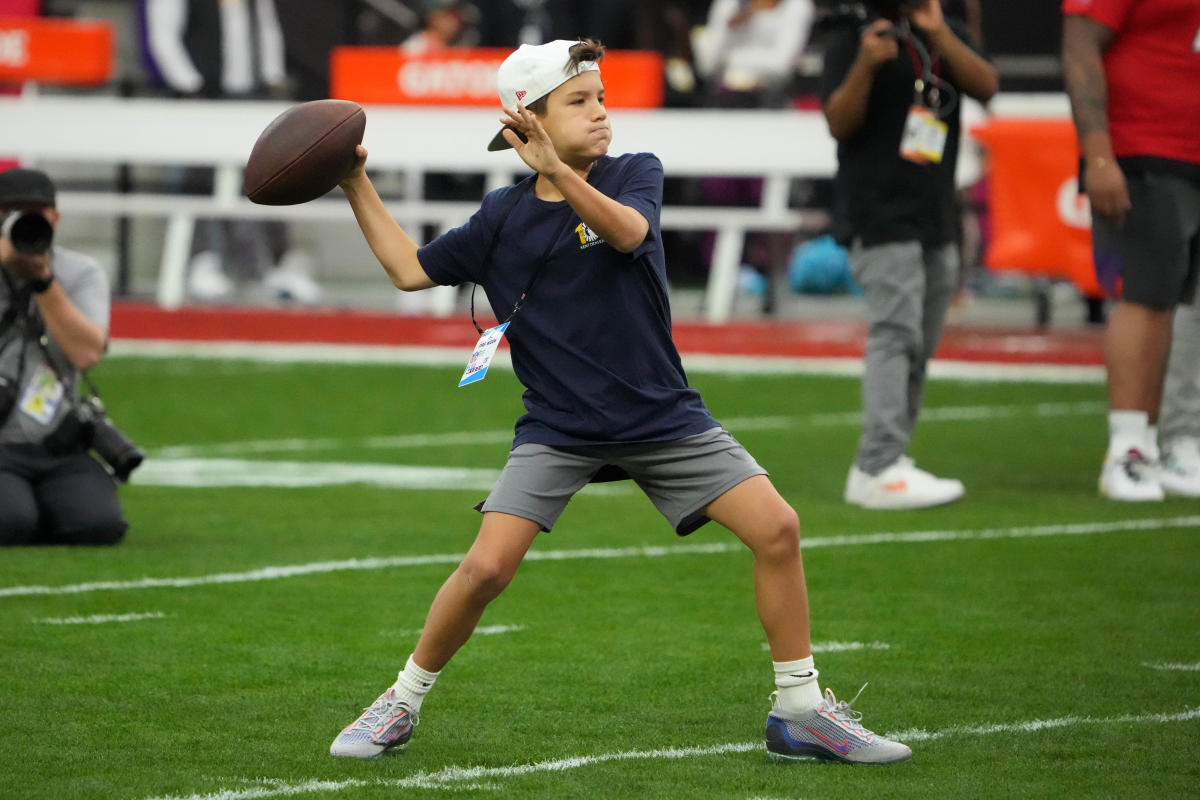 WATCH: Peyton Manning's son, Marshall, shows off strong arm at the