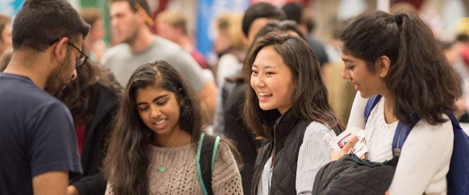 Students on campus at University of Chicago