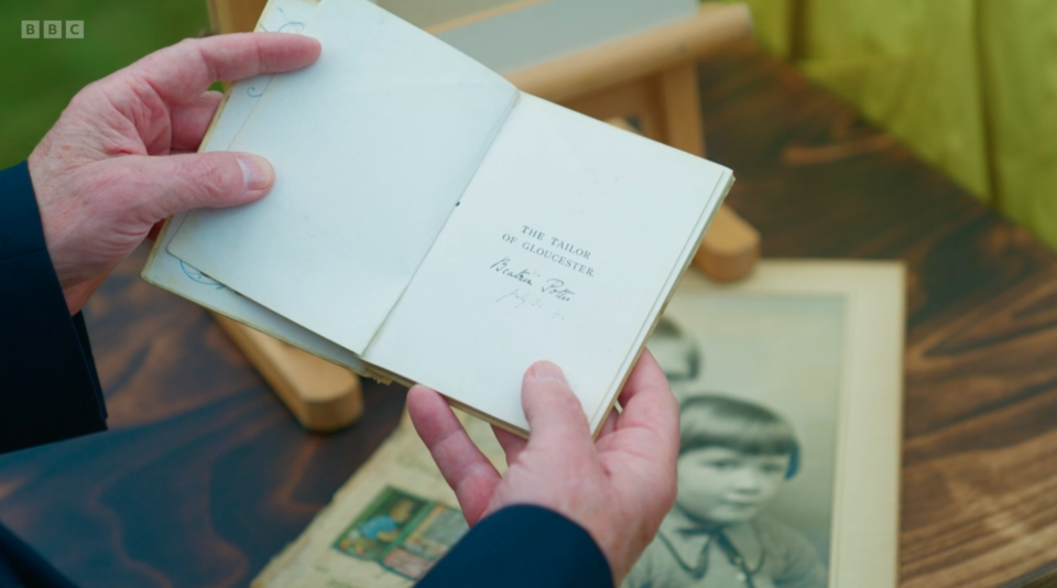 The Roadshow visited Alexandra Gardens in Cardiff where it uncovered some Beatrix Potter mementos. (BBC)