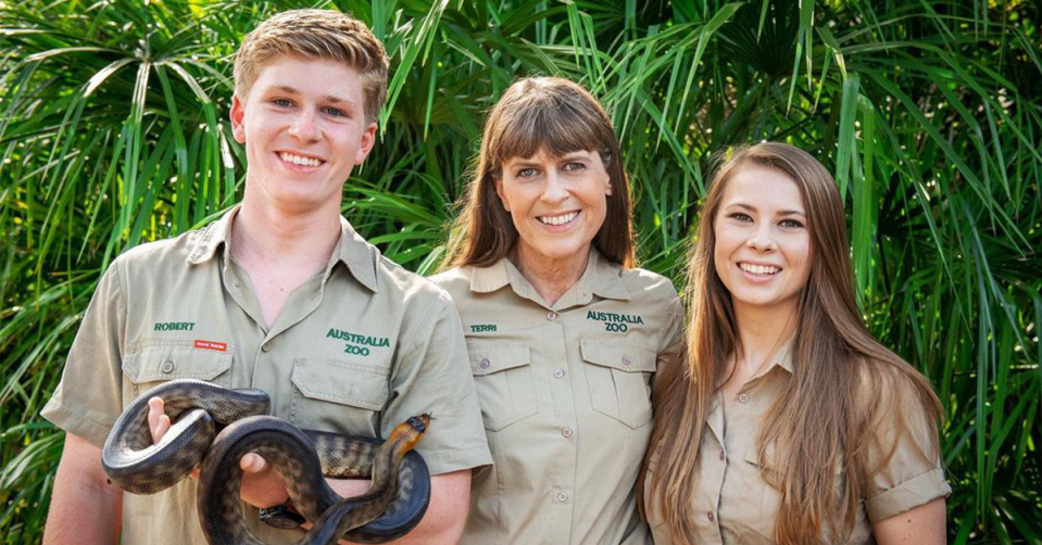 Robert, Terri and Bindi Irwin.