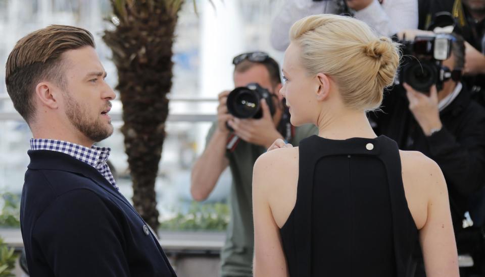 From left, actors Justin Timberlake and Carey Mulligan pose for photographers during a photo call for the film Inside Llewyn Davis at the 66th international film festival, in Cannes, southern France, Sunday, May 19, 2013. (AP Photo/Lionel Cironneau)