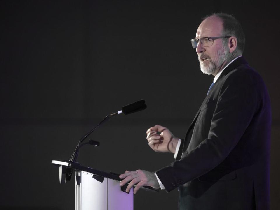  Richard Inglis, chief geologist of Colorado-based Newmont Corp.