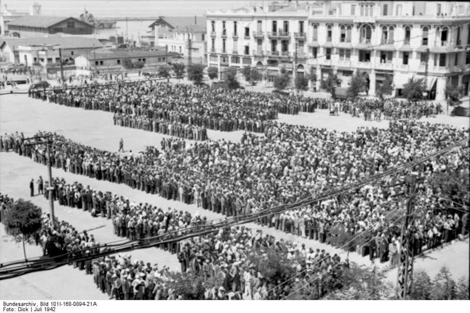 The approximately 7,000 Jewish men ordered to register for forced labor assemble in Liberty Square in German-occupied Salonika, Greece, July 1942. <a href="https://encyclopedia.ushmm.org/content/en/photo/registration-for-forced-labor-in-salonika" rel="nofollow noopener" target="_blank" data-ylk="slk:U.S. Holocaust Memorial Museum, from the German Federal Archives;elm:context_link;itc:0;sec:content-canvas" class="link ">U.S. Holocaust Memorial Museum, from the German Federal Archives</a>