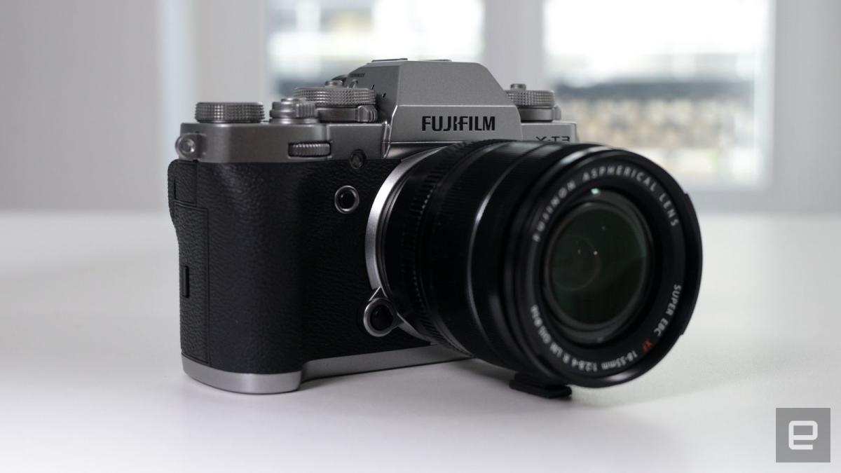 Get Fujifilm's all-around excellent X-T3 for $500 off