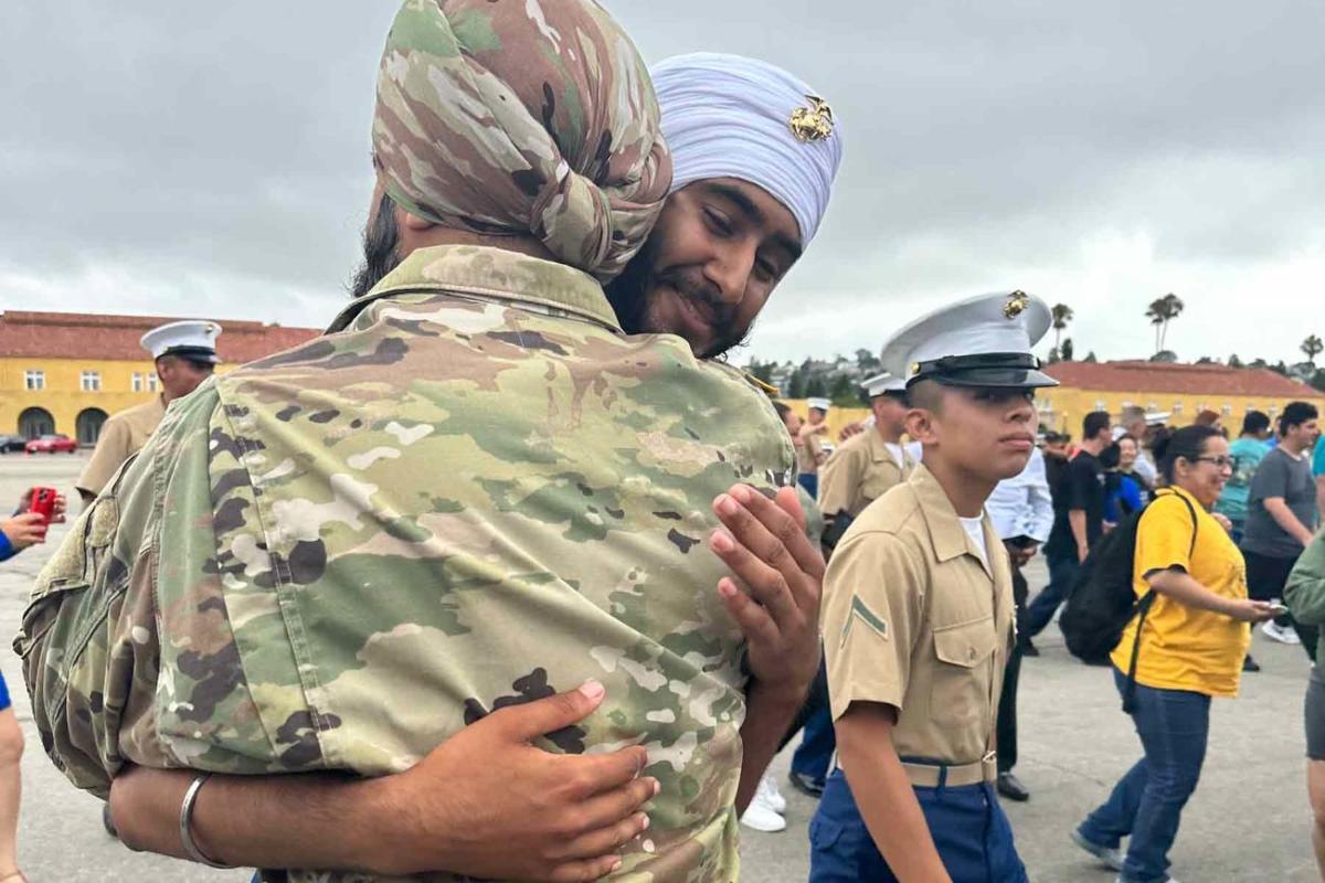 After Legal Battles, Sikh Graduates Marine Corps Boot Camp with Beard ...