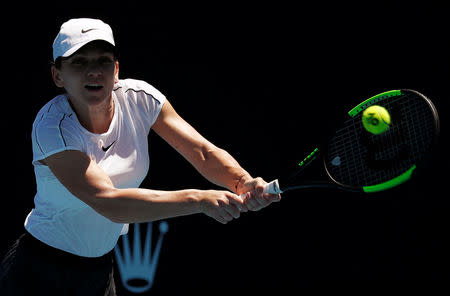 Tennis - Australian Open - Melbourne Park, Melbourne, Australia - January 11, 2019 - Romania's Simona Halep trains. REUTERS/Edgar Su