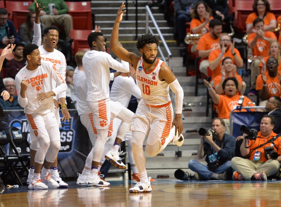 Gabe DeVoe (10) helped lead the Clemson men's basketball team to its best season since Brad Brownell became coach.