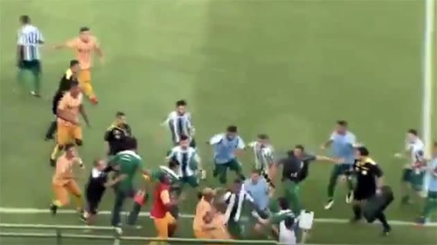 Players and officials from both sides clash. Pic: Twitter