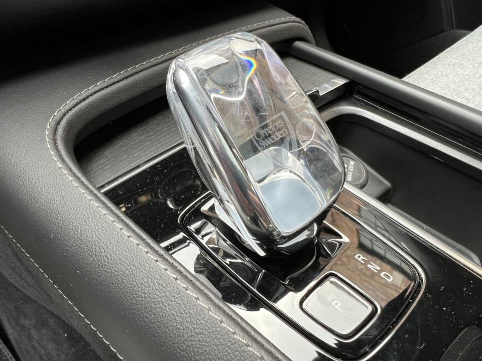 <p>The XC90's hybrid powertrain is paired to an eight-speed automatic transmission that delivers smooth changes up and down the gear set. </p><p>In addition to the standard PRND shifter positions, there's also a "B" mode that, when used, uses the electric motor to perform the most regenerative braking possible, allowing the battery to charge. Essentially, it's a one-pedal drive mode. </p>