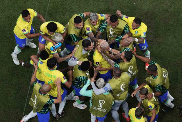 Neymar injured, Richarlison scores for Brazil at World Cup – Orange County  Register