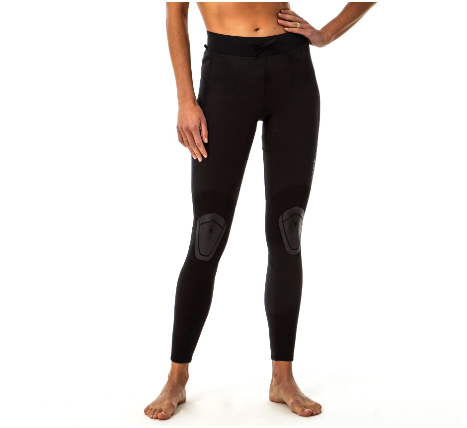 Women's Anti-UV leggings 900 with neoprene cutouts in black. (PHOTO: Decathlon Singapore)