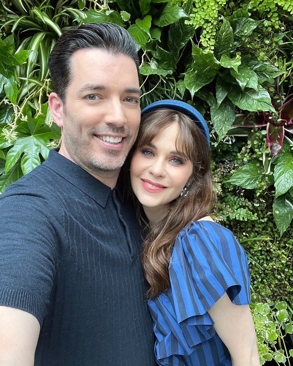 Zooey Deschanel and Jonathan Scott