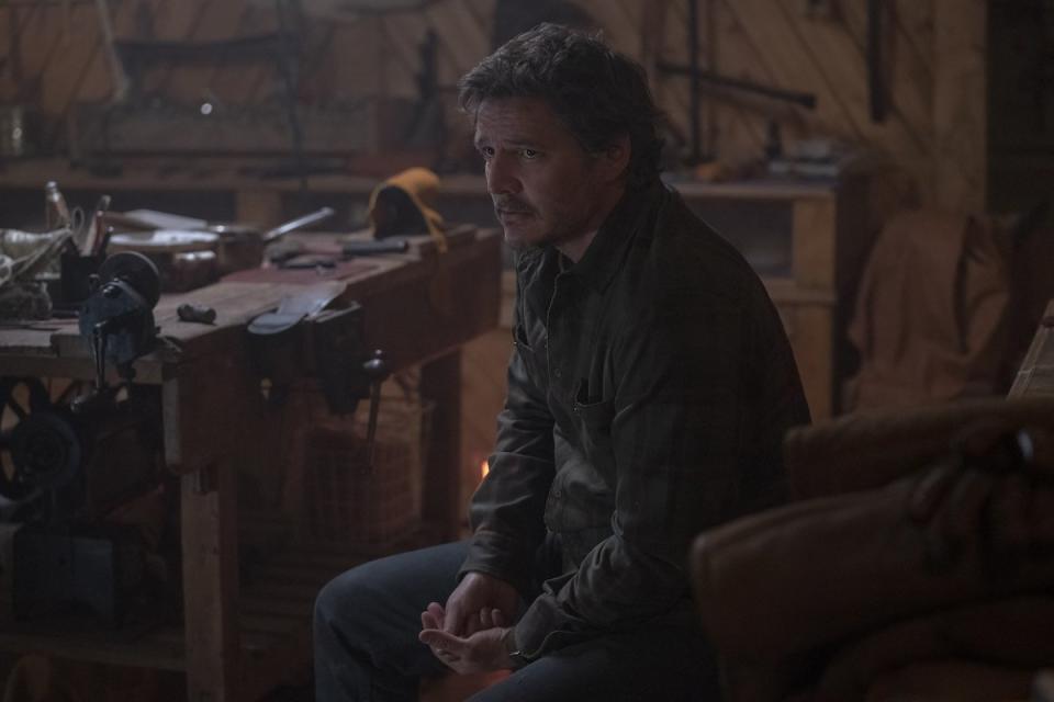 Pedro Pascal's Joel gets emotional talking to Tommy in a workshop on The Last of Us