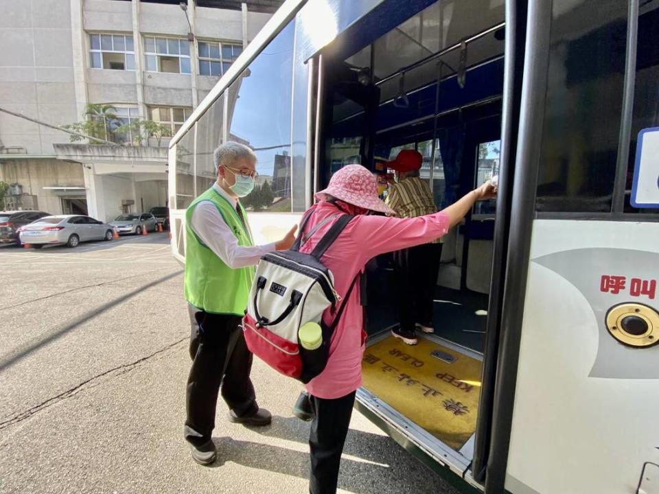 全台各地都出現公車駕駛荒問題，台中市目前有1300多名公車駕駛。圖／台中市政府提供