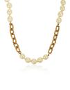 <p>Simple elegance at its finest, this necklace is estimated to be worth $2,000 to $3,000.</p>