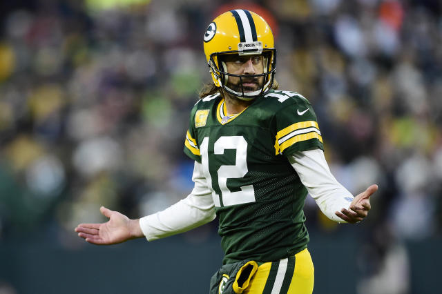 Aaron Rodgers, Russell Wilson return for slog of a game that