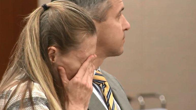 Tammi Bleimeyer cried when she was sentenced (KTRK)