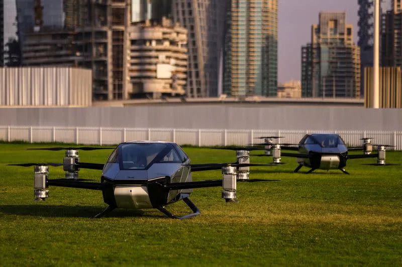 El "coche volador" eVTOL X2 de XPeng realiza su primer vuelo público en Dubái