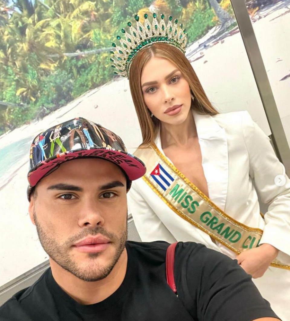 Venezuelan designer Prince Julio César, director of Miss Universe Cuba, with Fabién de la Concepción, Miss Grand Cuba 2022.