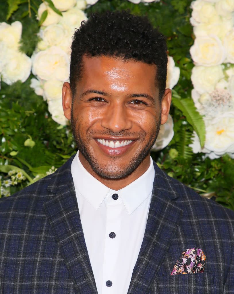 16) Jeffrey Bowyer-Chapman (Andre)