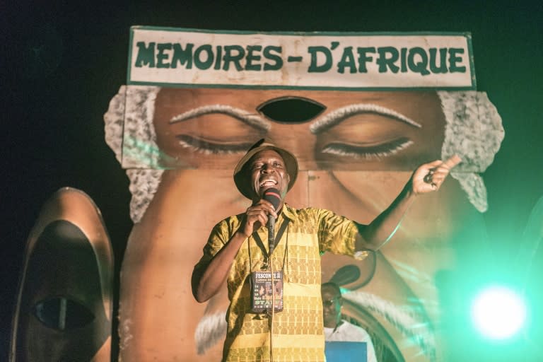 The power of the word: A professional storyteller in action at the 'Memories of Africa' festival