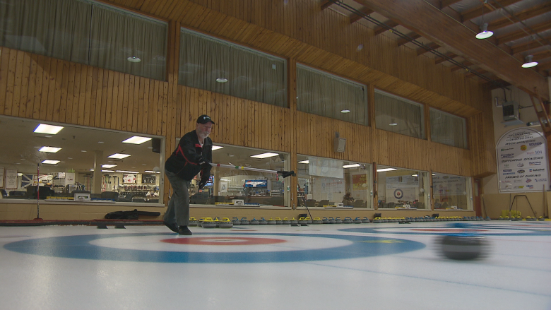 Moncton couple aims for top spot at Maritime Stick Curling Championships