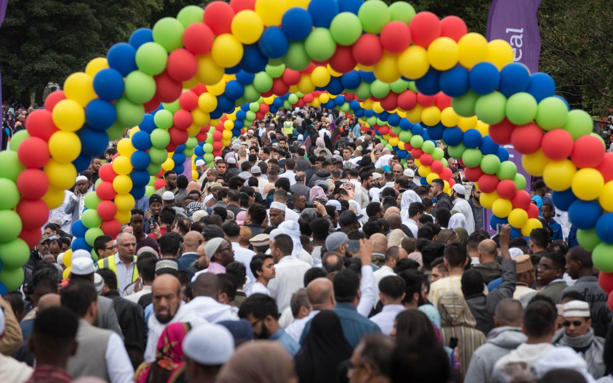Europe's largest Eid festival celebrated in Birmingham - Lee Thomas