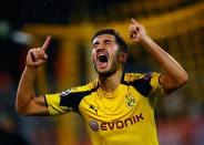 Football Soccer - Borussia Dortmund v Legia Warszawa - Champions League - Signal Iduna Park, Dortmund, Germany - 22/11/16 - Dortmund's Nuri Sahin celebrates after he scored against Warszawa. REUTERS/Wolfgang Rattay