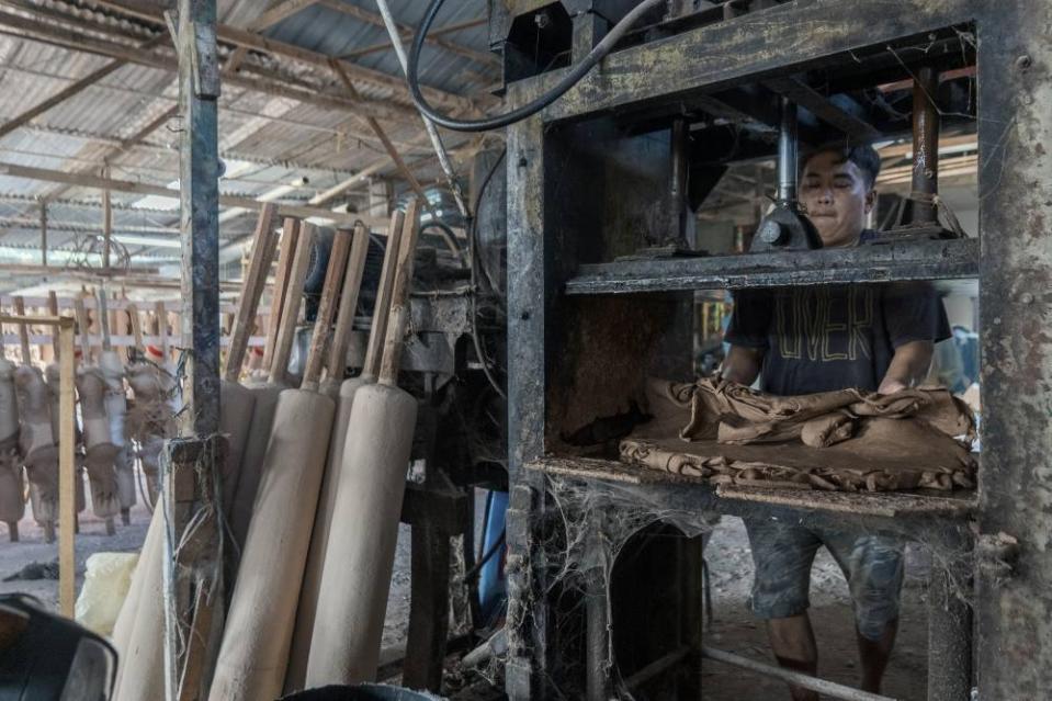 Joss sticks all ready to be painted. — Picture by Shafwan Zaidon