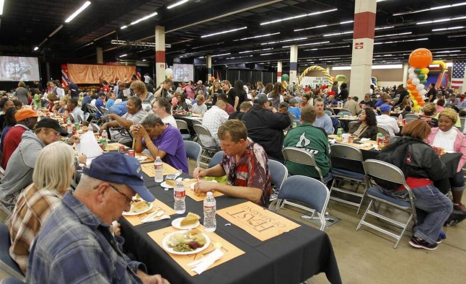 H-E-B/Central Market hosts its Feast of Sharing at Will Rogers Memorial Center in Fort Worth on Tuesday, Nov. 10, 2015. Khampha Bouaphanh/Star-Telegram