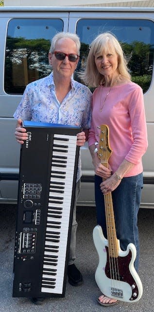 The Tans, Bob and Kim Tantillo, will play smooth jazz on Saturday, June 22, from 10 a.m. to noon at Brooke's House Coffee & Chocolate Shop, 1083 Maryland Ave., Hagerstown