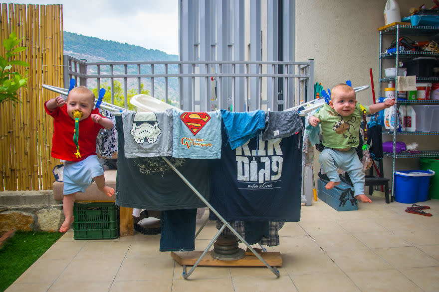 <p>“Cuando los niños se mojan y tienes que secarlos”. </p>