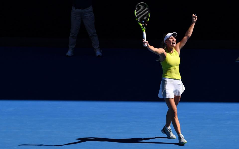 Australian Open 2018: What you missed on day three - Kyle Edmund cruises as Jo-Wilfried Tsonga and Caroline Wozniacki squeak through