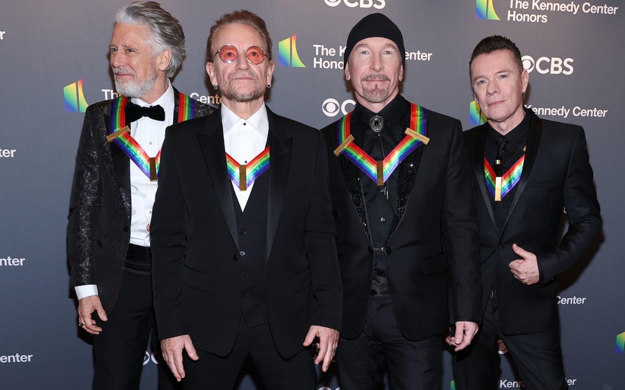 Die irische Rockband U2 um Sänger Bono (zweiter von links) entstand 1976 in Dublin. Bald erscheint ihr neues Album. (Bild: 2022 Getty Images/Paul Morigi)