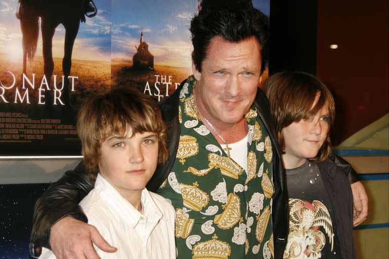 El actor Michael Madsen con sus hijos Hudson y Max 