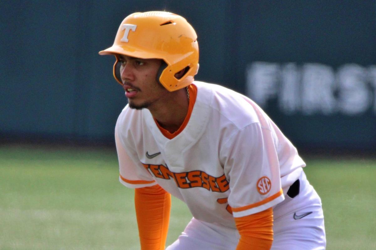 Tennessee shortstop Maui Ahuna picked by the Giants in fourth