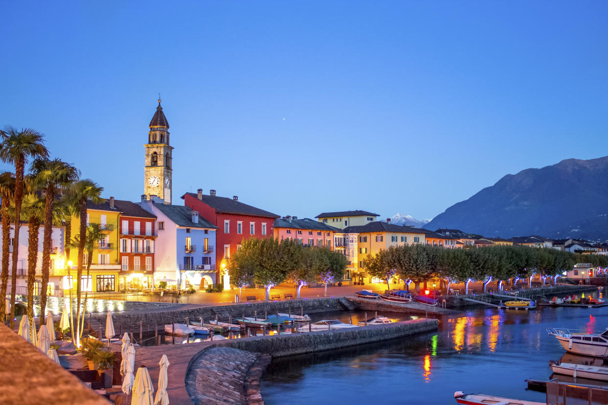 In der Schweizer Gemeinde Ascona an Lago Maggiore genoss Susanne T. die Früchte ihrer Betrügereien. (Symbolbild: Getty Images)