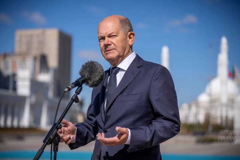 German Chancellor Olaf Scholz speaks during a press statement after the summit of the Central Asian states (Z5+1). Michael Kappeler/dpa