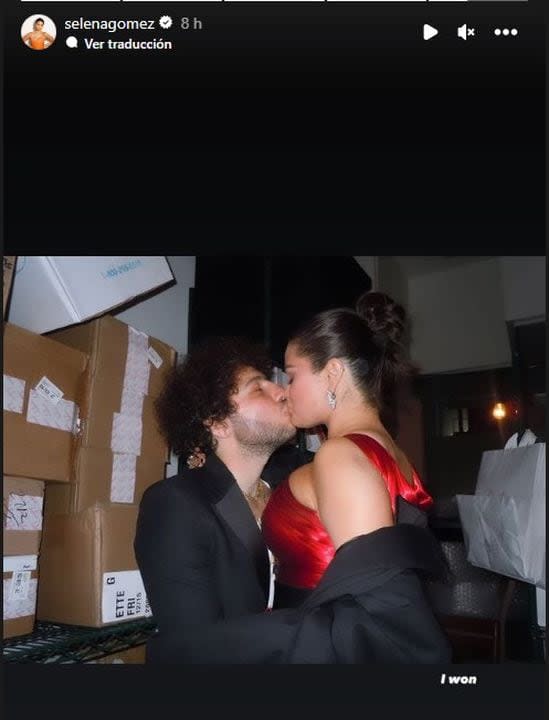 Selena Gomez compartió una romántica foto con su novio Benny Blanco previo a la ceremonia de los Golden Globes 2024