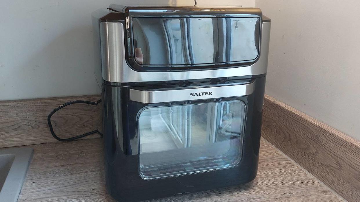  Salter Digital Air Fryer Oven review. 