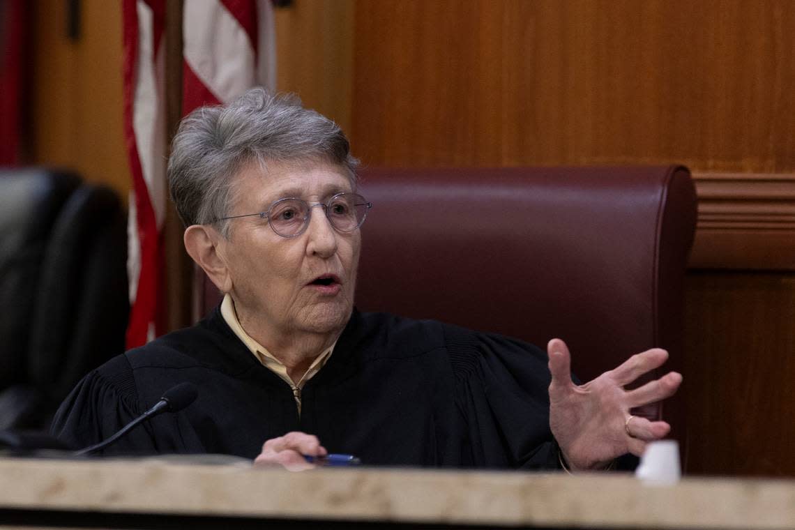 Judge Jean Toal speaks to Colleton County Clerk of Court, Becky Hill during a judicial hearing at The Richland County Judicial Center in Columbia, S.C. on Monday, Jan. 29, 2024. Tracy Glantz, The State/Pool