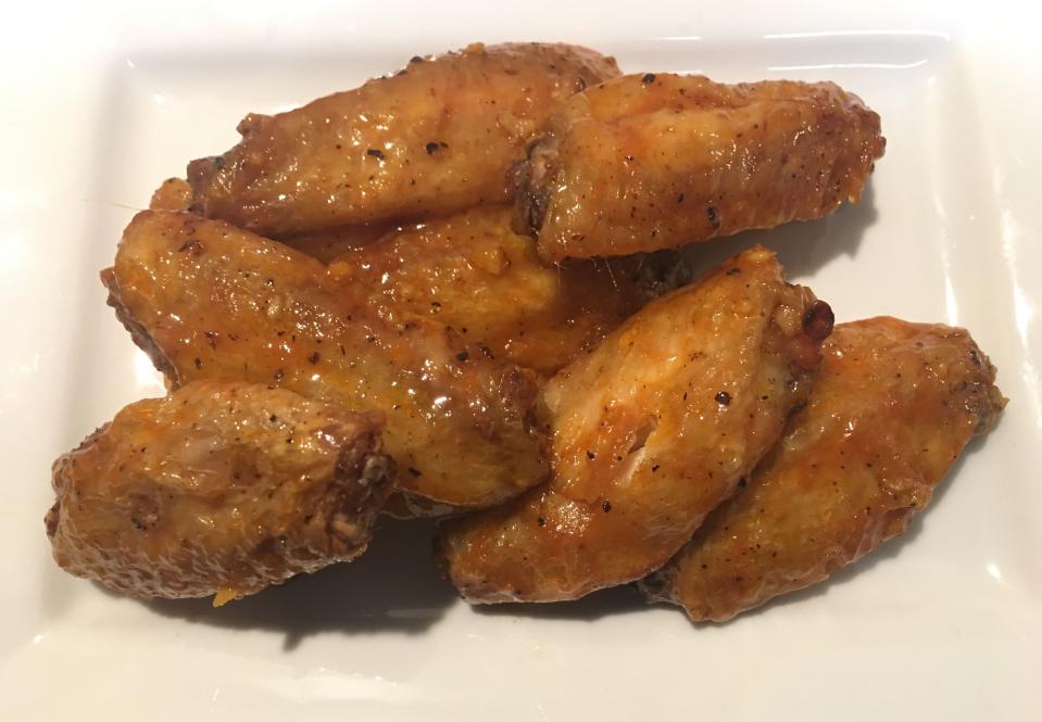 Super Bowl is a huge time for chicken wings, here's how to make them super crispy in an Air Fyer.