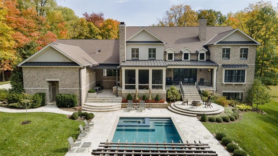 This neighbor to one of 2022's most expensive houses sold on Hussey Lane was just purchased last week for $2.9 million.