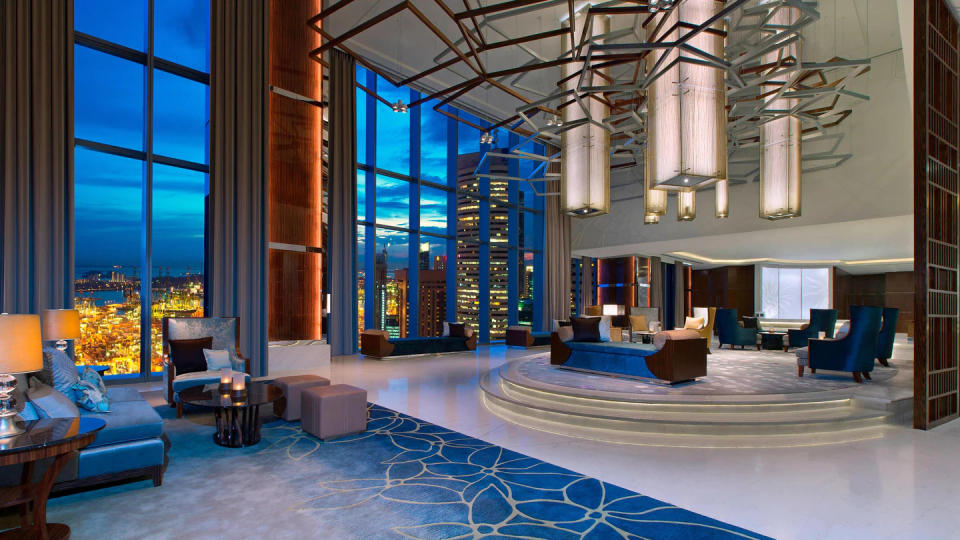 The Westin Singapore lobby (Photo: The Westin Singapore)