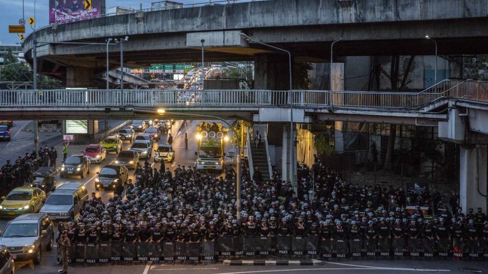 Thai riot police