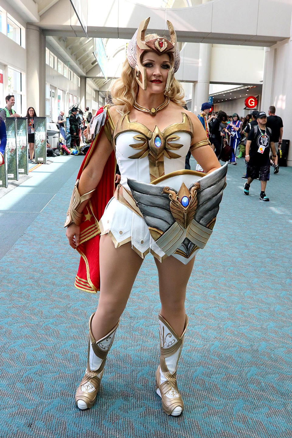 <p>Cosplayer dressed as She-Ra from <i>She-Ra: Princess of Power</i> at Comic-Con International on July 21, 2018, in San Diego. (Photo: Angela Kim/Yahoo Entertainment) </p>