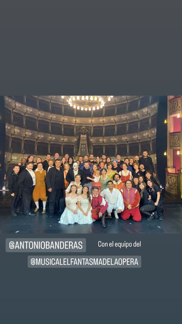 Antonio Banderas fue a ver El fantasma de la ópera, obra que produce (Foto: Instagram @musicalelfantasmadelaopera)